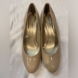 Comfort plus by Predections woman’s size 13 nude/beige 3 inch heel. Worn once.